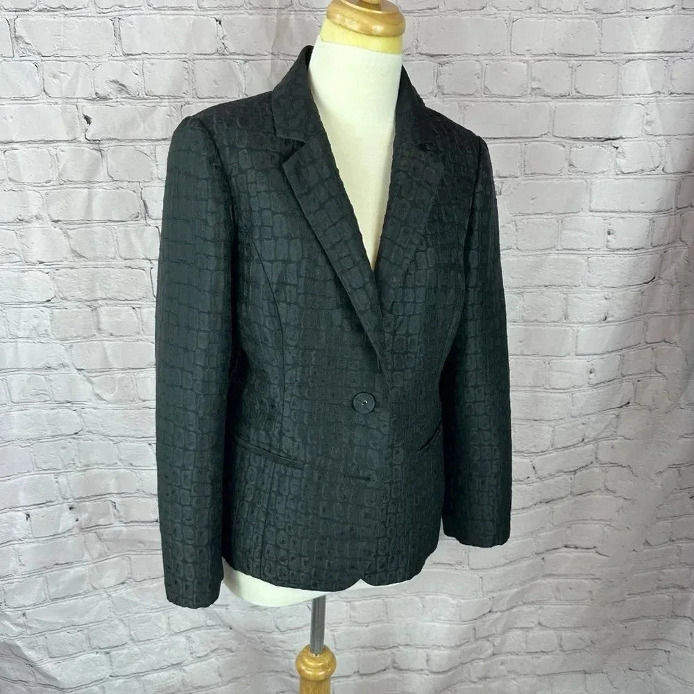 Chico's black suit jacket Blazer size 1 (medium 8)